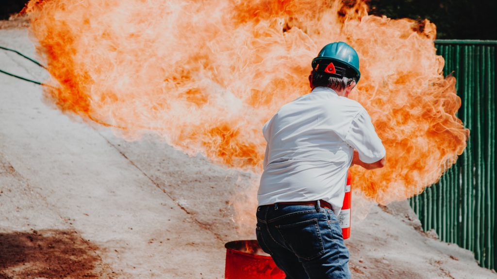 Test of the Decade: CFE vs traditional fire-extinguishing methods